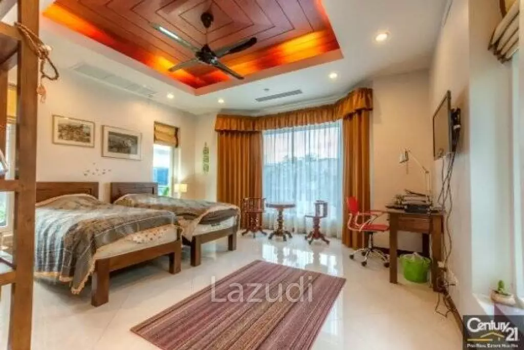 OASIS: Top Quality 3 Bed Pool Villa