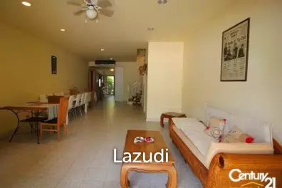 3 Bed Large Colonial Style Townhouse