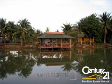 Amazing House On Island Lake with 6 Rai