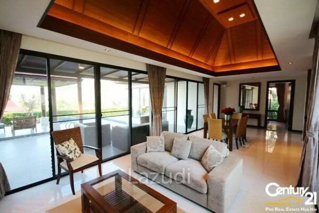 PANORAMA: Beautifully designed and Maintained 3 Bed Pool Villa with Sea Views nr the Beach and Golf Course