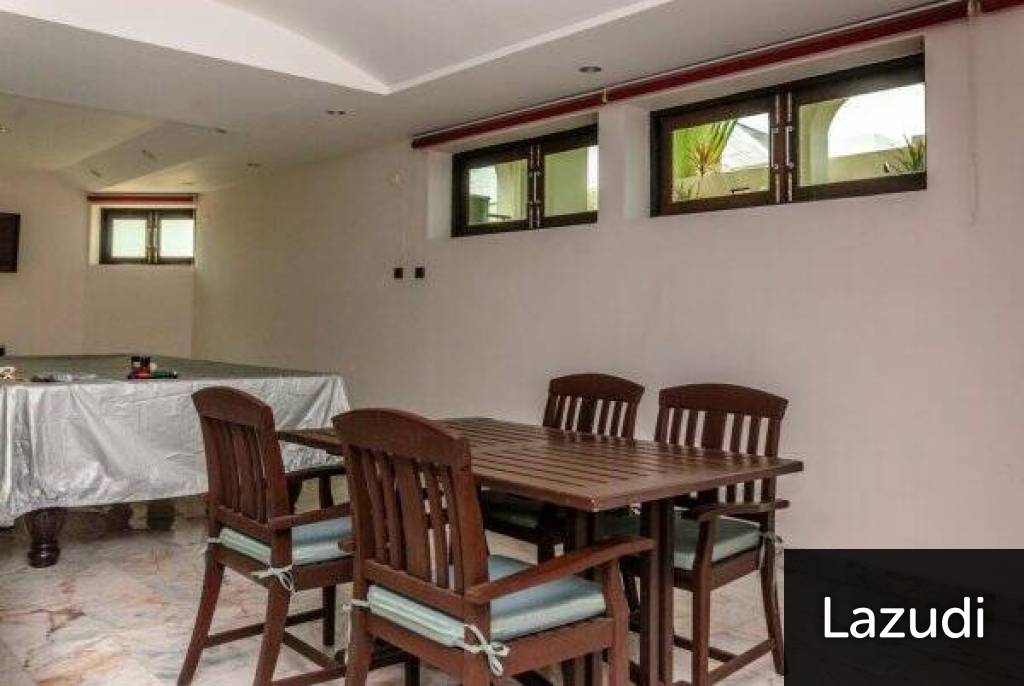 Top Quality 3 Bed Pool Villa with Spacious games room or 4th Bedroom Top Quality 3 Bed Pool Villa with Spacious games room or 4th Bedroom