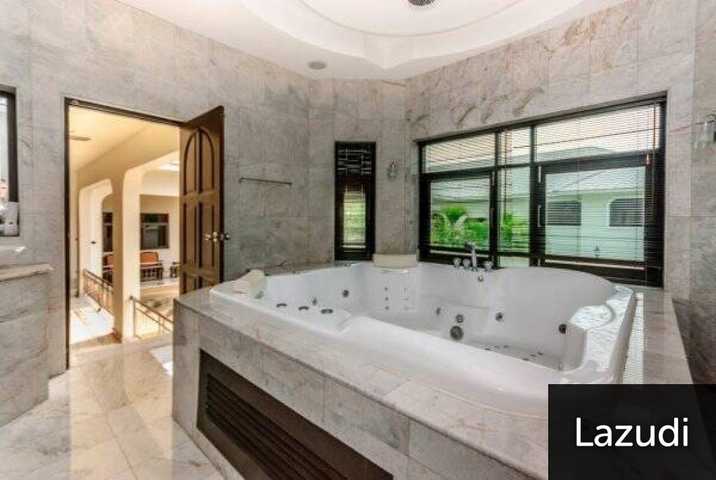 Top Quality 3 Bed Pool Villa with Spacious games room or 4th Bedroom Top Quality 3 Bed Pool Villa with Spacious games room or 4th Bedroom