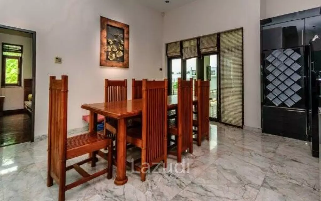 Top Quality 3 Bed Pool Villa with Spacious games room or 4th Bedroom