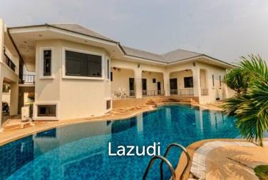 Top Quality 3 Bed Pool Villa with Spacious games room or 4th Bedroom