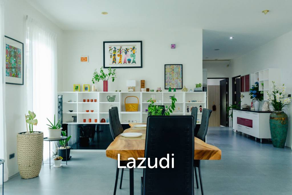 RED MOUNTAIN LUXURY : Beautifully Designed and Finished 3 Bed Pool Villa