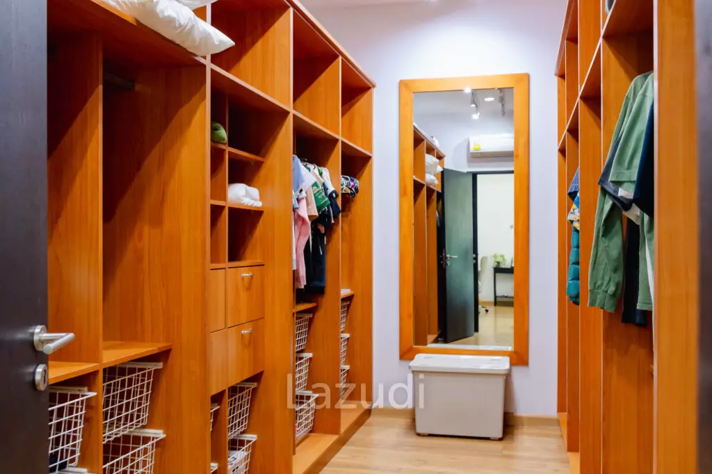 RED MOUNTAIN LUXURY : Beautifully Designed and Finished 3 Bed Pool Villa