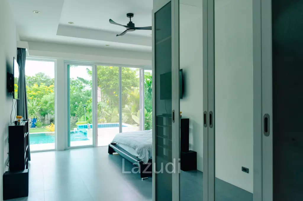 RED MOUNTAIN LUXURY : Beautifully Designed and Finished 3 Bed Pool Villa