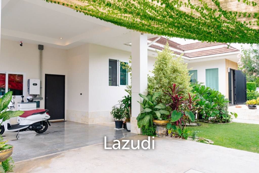 RED MOUNTAIN LUXURY : Beautifully Designed and Finished 3 Bed Pool Villa
