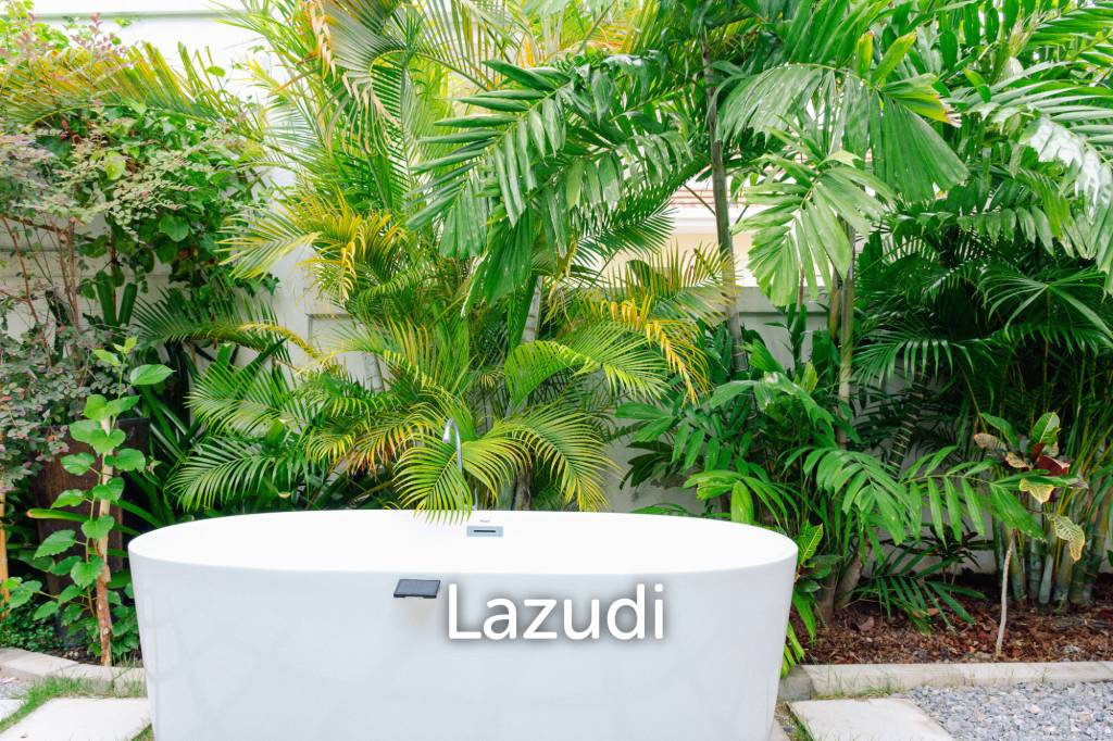 RED MOUNTAIN LUXURY : Beautifully Designed and Finished 3 Bed Pool Villa