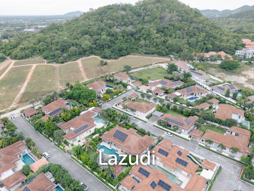 RED MOUNTAIN LUXURY : Beautifully Designed and Finished 3 Bed Pool Villa