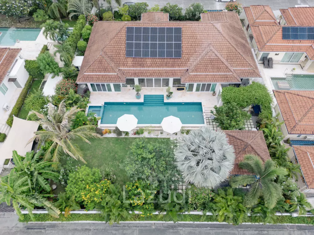 RED MOUNTAIN LUXURY : Beautifully Designed and Finished 3 Bed Pool Villa