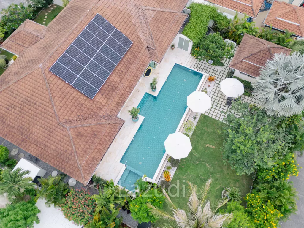 RED MOUNTAIN LUXURY : Beautifully Designed and Finished 3 Bed Pool Villa