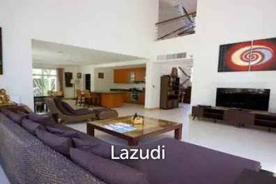 Modern 2 Storey 4 Bed Villa with Pool