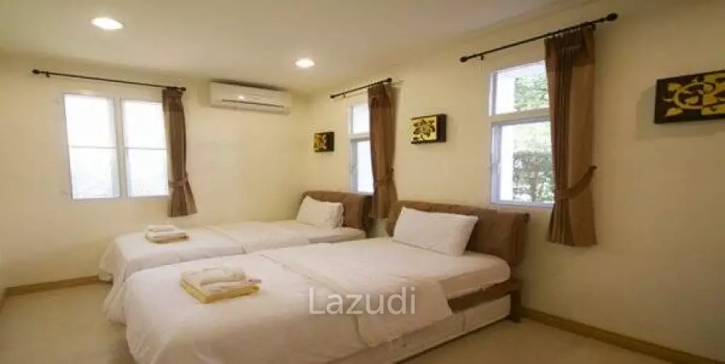 Modern 2 Storey 4 Bed Villa with Pool