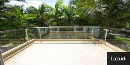 Modern 2 Storey 4 Bed Villa with Pool