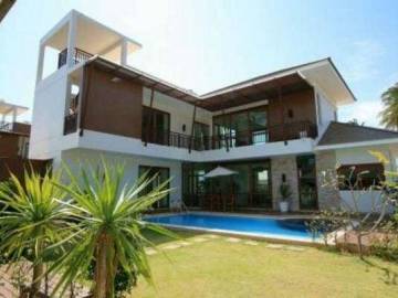 Dolphin Bay Pool Villa