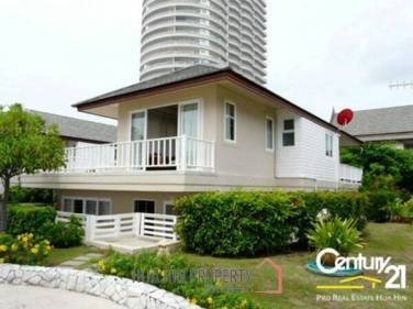 3 Bedroom Beachfront Villa