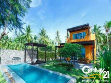 Absolute Beachfront Pool Villa, 2 Available move in now