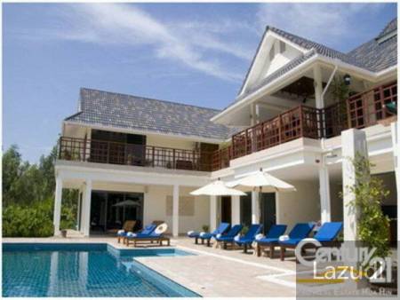Luxury 6 Bed Pool Villa near the Beach