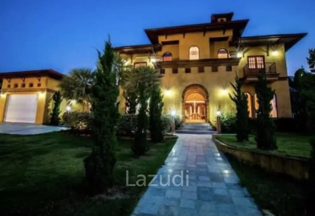 Large Tuscany Designed 4 Bed Pool Villa