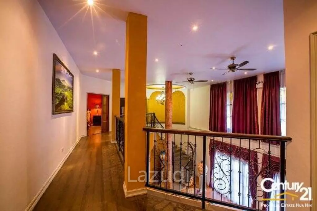 Large Tuscany Designed 4 Bed Pool Villa