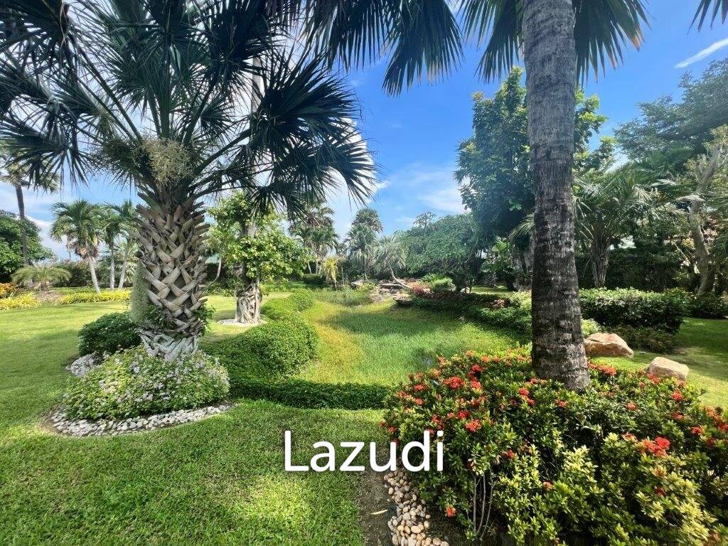 3,600 Sqm 4 Bed 5 Bath Villa For Sale