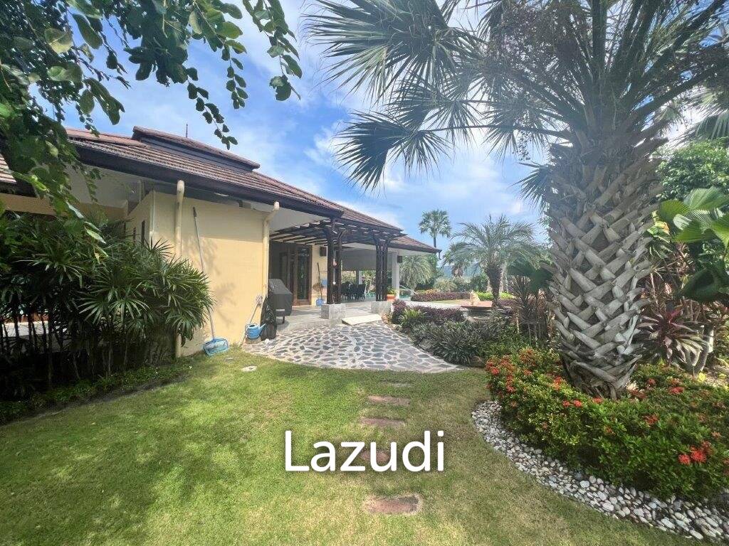 3,600 Sqm 4 Bed 5 Bath Villa For Sale