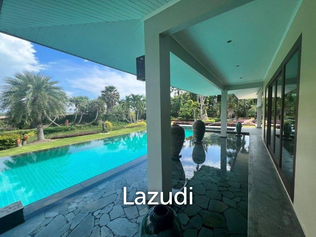 3,600 Sqm 4 Bed 5 Bath Villa For Sale