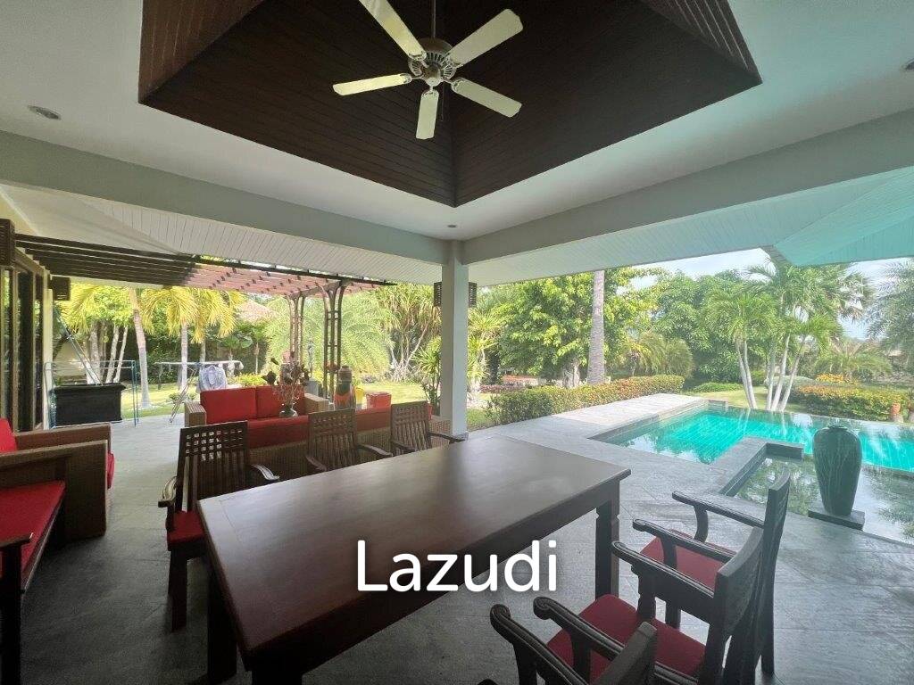 3,600 Sqm 4 Bed 5 Bath Villa For Sale