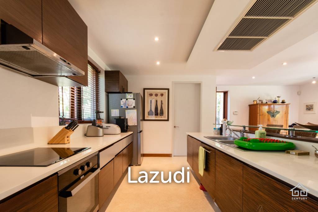 2,000 Sqm 4 Bed 4 Bath Villa For Sale