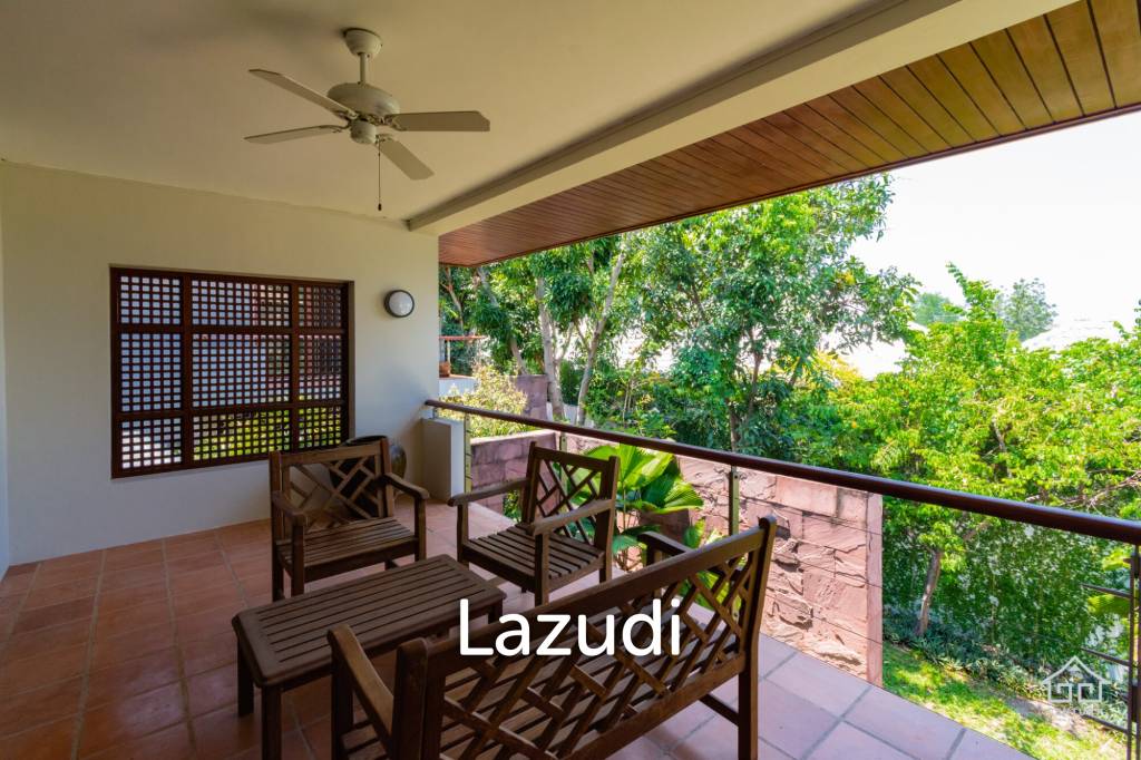 2,000 Sqm 4 Bed 4 Bath Villa For Sale