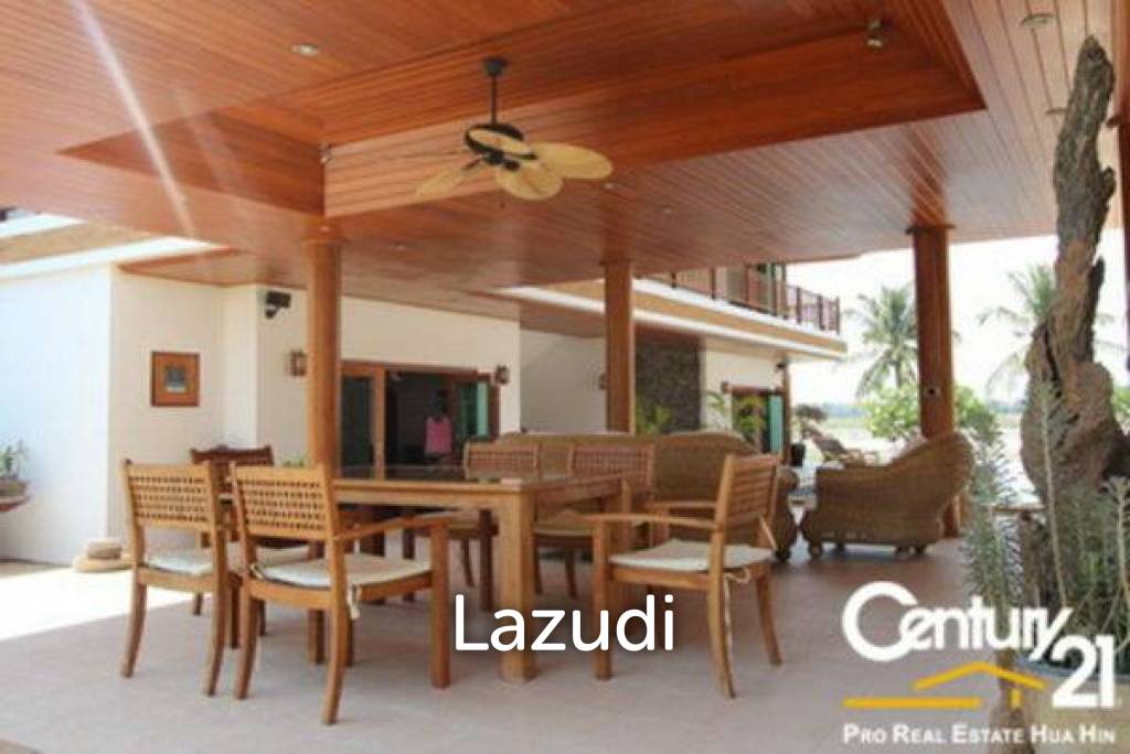 2,400 平方米 5 床 6 洗澡 别墅 对于 销售