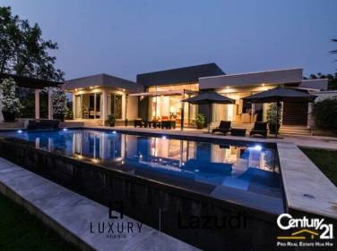 4 Bed 4 Bath Villa For Sale