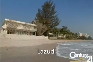 Beachfront Luxury 3 Bed Villa plus 18 3 and 4 bed modern townhouses