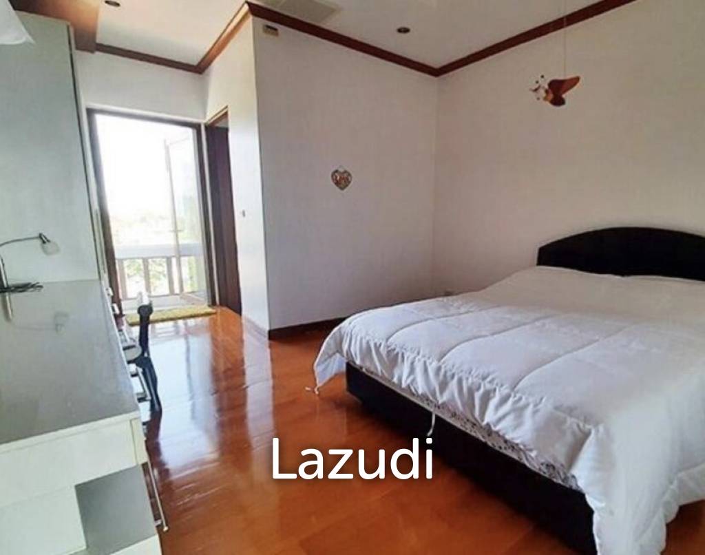 4,800 Sqm 5 Bed 6 Bath Villa For Sale