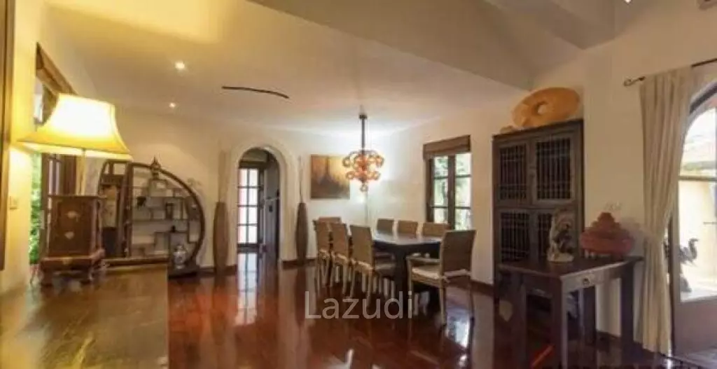 HUNSA RESIDENCES : Luxury Bali 4 Bed Pool Villa