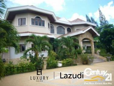 5 Bed 6 Bath Villa For Sale