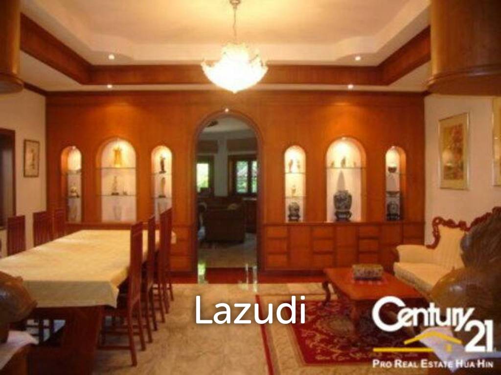 3,600 Sqm 5 Bed 6 Bath Villa For Sale