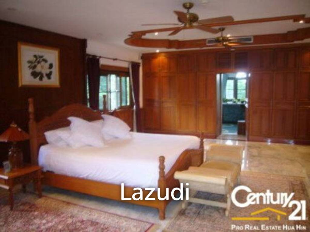 3,600 Sqm 5 Bed 6 Bath Villa For Sale