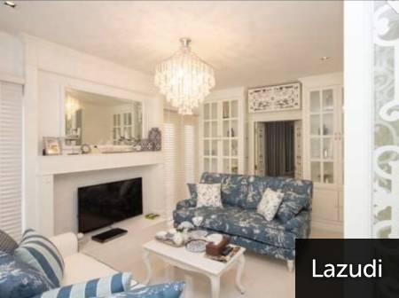 Luxury Designer 4 Bed Vila beside the Beach