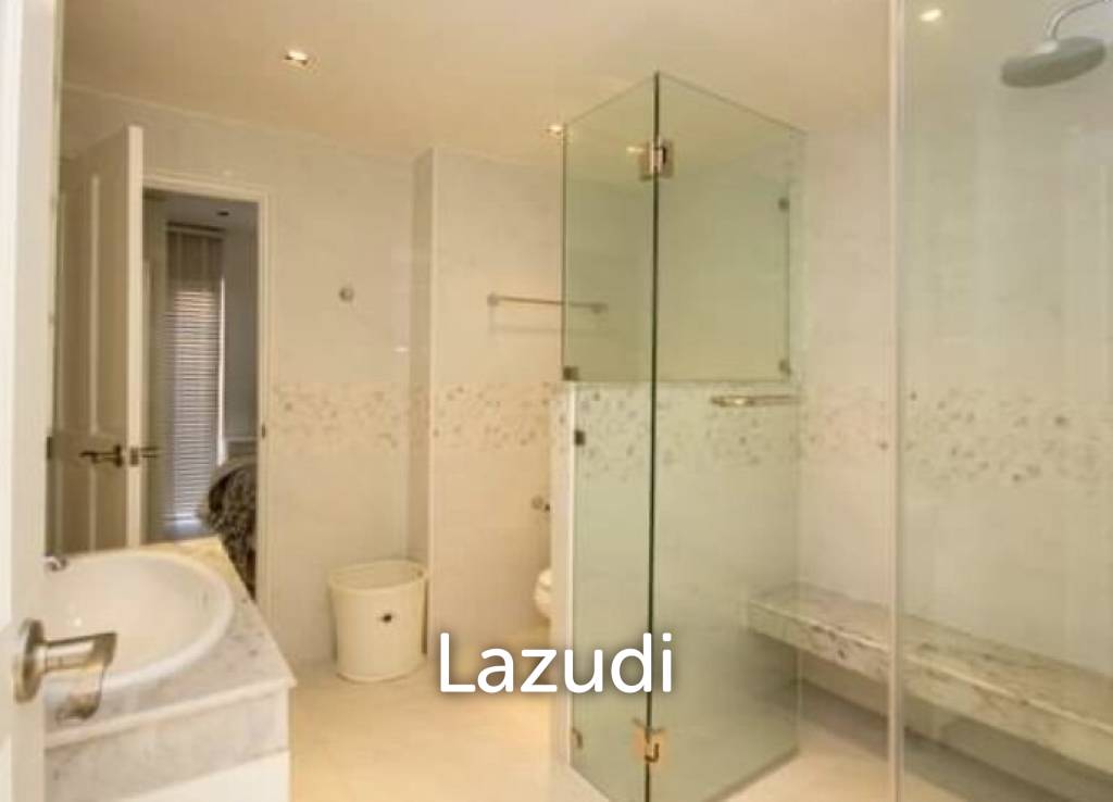 300 Sqm 4 Bed 4 Bath Villa For Sale