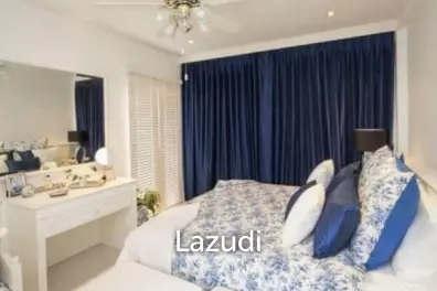 Luxury Designer 4 Bed Vila beside the Beach