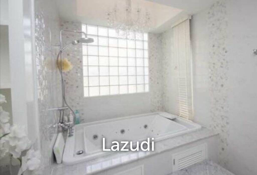 300 Sqm 4 Bed 4 Bath Villa For Sale