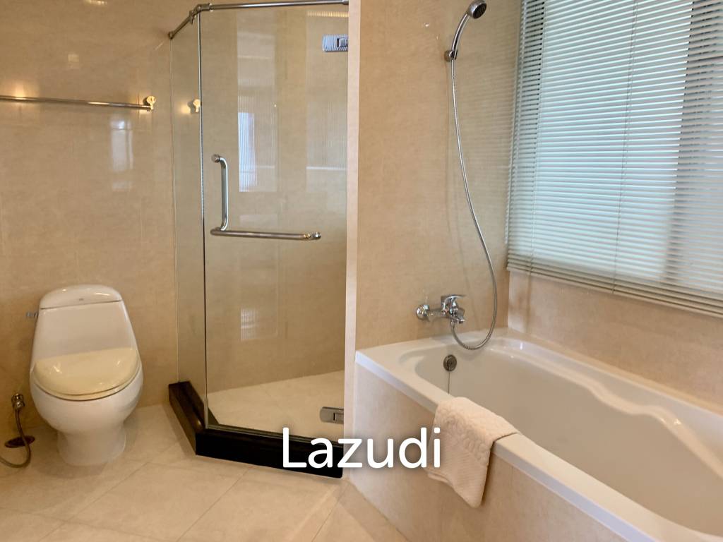 Cha-Am Long Beach Condominium : 3 Bed 3 Bath