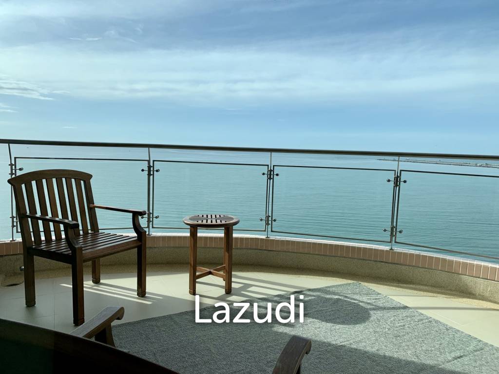 Cha-Am Long Beach Condominium : 3 Bed 3 Bath