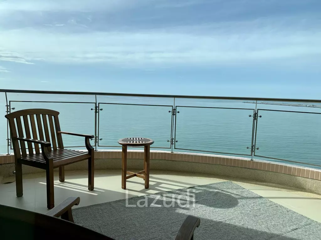 Cha-Am Long Beach Condominium : 3 Bed 3 Bath
