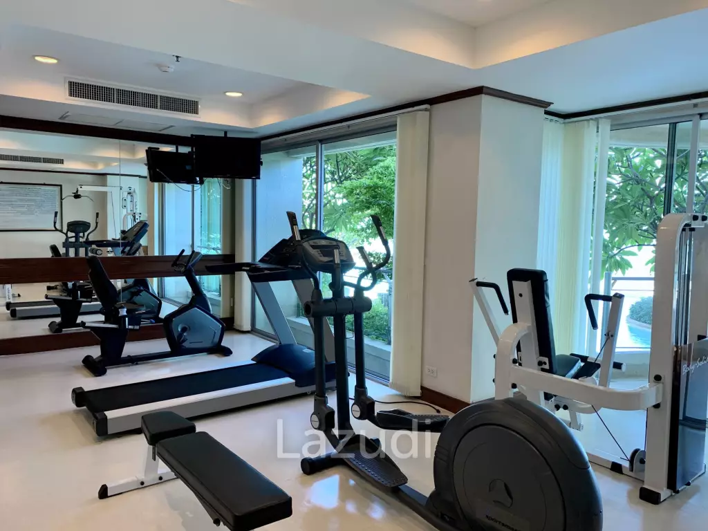 Cha-Am Long Beach Condominium : 3 Bed 3 Bath
