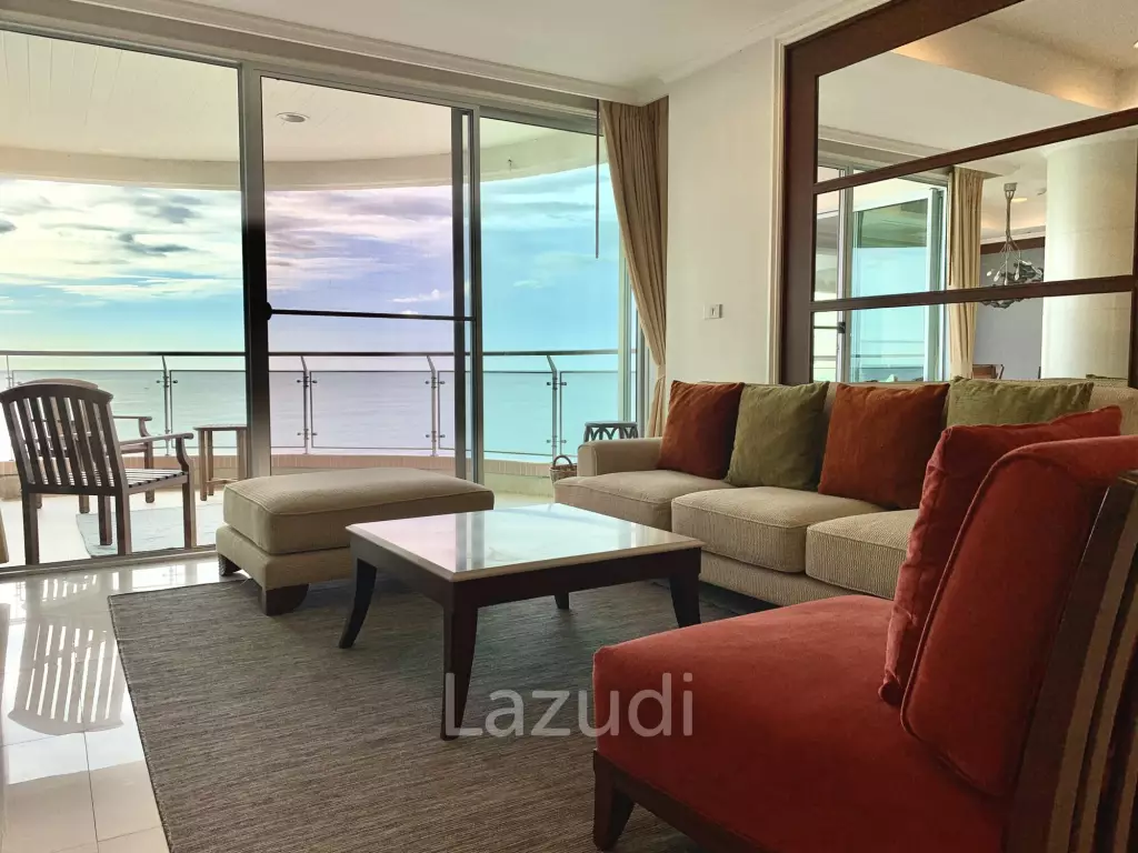 Cha-Am Long Beach Condominium : 3 Bed 3 Bath