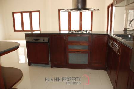 3 Bedroom Pool Villa, overlooking a huge lake