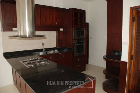 3 Bedroom Pool Villa, overlooking a huge lake